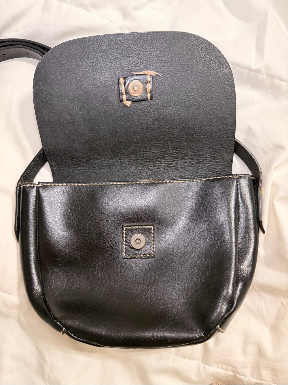 Kelsi Dagger Black Leather Flap Everyday wear Crossbody - Picture 4 of 14